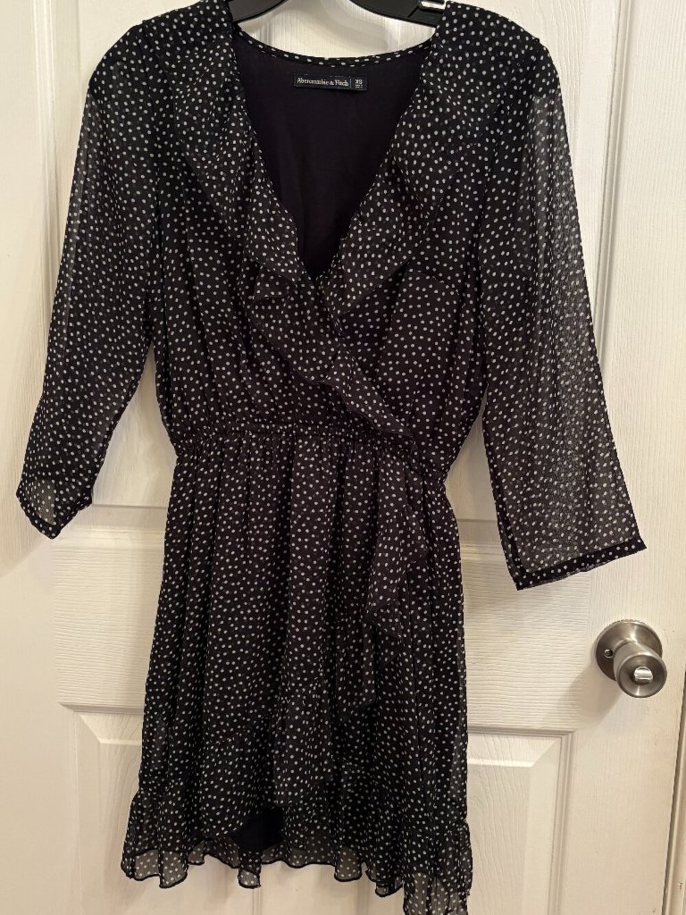 Abercrombie & Fitch Black and White Polka Dot Chiffon Ruffle Faux Wrap Dress XS